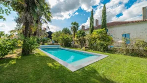 PISCINES ET DÉCORS DU SUD à Bias