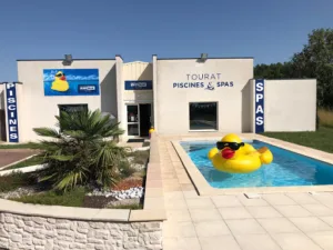 Everblue – Tourat Piscines et Spas à Saint-Maur