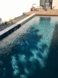 UNIVERS DE LA PISCINE Piscine Ferré à Chazay-d'Azergues