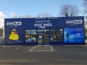 Everblue – SARTHE PISCINES à Champagné