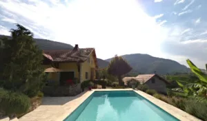 AAP PISCINES à Entrelacs