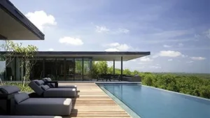 Référence Piscine à Tresses