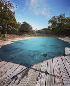 Ô LIMPIDA PISCINES ERMANNI COUSTELLET à Cabrières-d'Avignon