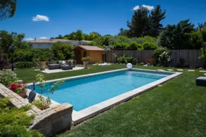 PISCINES MAGILINE BLUEDREAM AIX à Bouc-Bel-Air