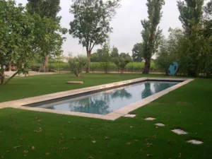 Projet d’eau -Constructeur de piscine libourne-rénovation liner-Gironde-Entretien Piscine-Spas-Maytronics -OFYR à Arveyres