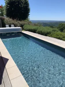 Evazion Piscine 46 à Saint-Michel-Loubéjou
