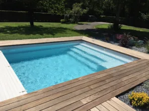PISCINISTE COCKTAIL PISCINE TOULOUSE à Saint-Lys