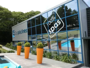 Dp pools / pool the spirit, 100% spas – Quimper à Pluguffan