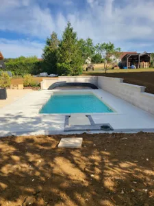 Piscines Desjoyaux à Marnay