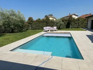 M2O Piscines – Créateurs d’extérieurs à Estrablin