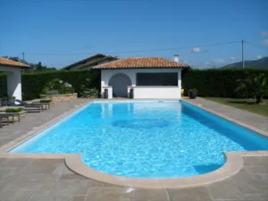 AZUR PISCINES 64 à Urrugne