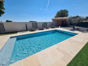 Suburban Swimming Pools à Cholet