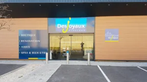 Piscines Desjoyaux à Saint-Mitre-les-Remparts