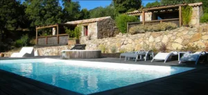 piscine84.fr à Bédarrides