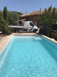 FJ Piscines – Installateur de piscines en coque polyester à Bédarrides