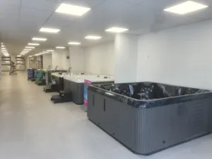 SOCIETE KOPEC PISCINES DESJOYAUX SPAS JACUZZI à Saint-Jouan-des-Guérets