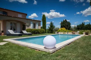 Pisciniste Yvelines – Piscines sur mesure à Verneuil-sur-Seine