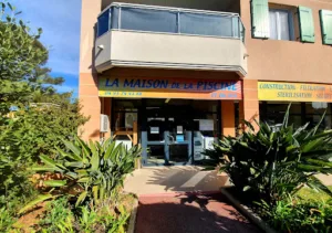 Maison de la Piscine et du Spa à Antibes