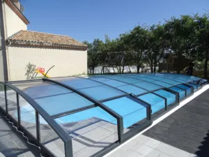 FRANCE GARDEN Cucherat piscine, abri et spa à Vougy