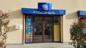 West Pool Services à Le Pecq