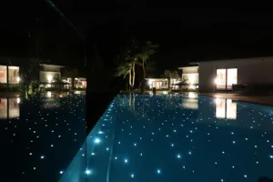 Pool & Light by Patrick Mazure à Nice