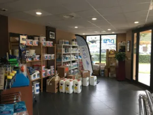 DFM PISCINE à Châteauneuf-le-Rouge