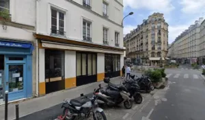 INFINIMENT BLEU à Paris