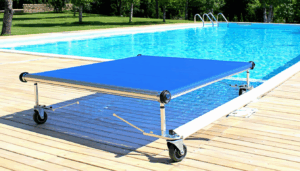 Au fil des saisons, la gestion efficace de la couverture solaire de votre piscine devient un enjeu majeur, notamment lorsqu’il s’agit d’une bâche de 500 µm. La facilité d’installation, la durabilité de l’équipement et la préservation de la qualité de […]