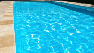 Rénovation des margelles de piscine : cet élément indispensable sublime l’esthétique de votre bassin tout en assurant sécurité et étanchéité. Face aux agressions du temps et aux UV, opter pour des solutions innovantes comme la résine polyaspartique anti-UV s’impose pour […]